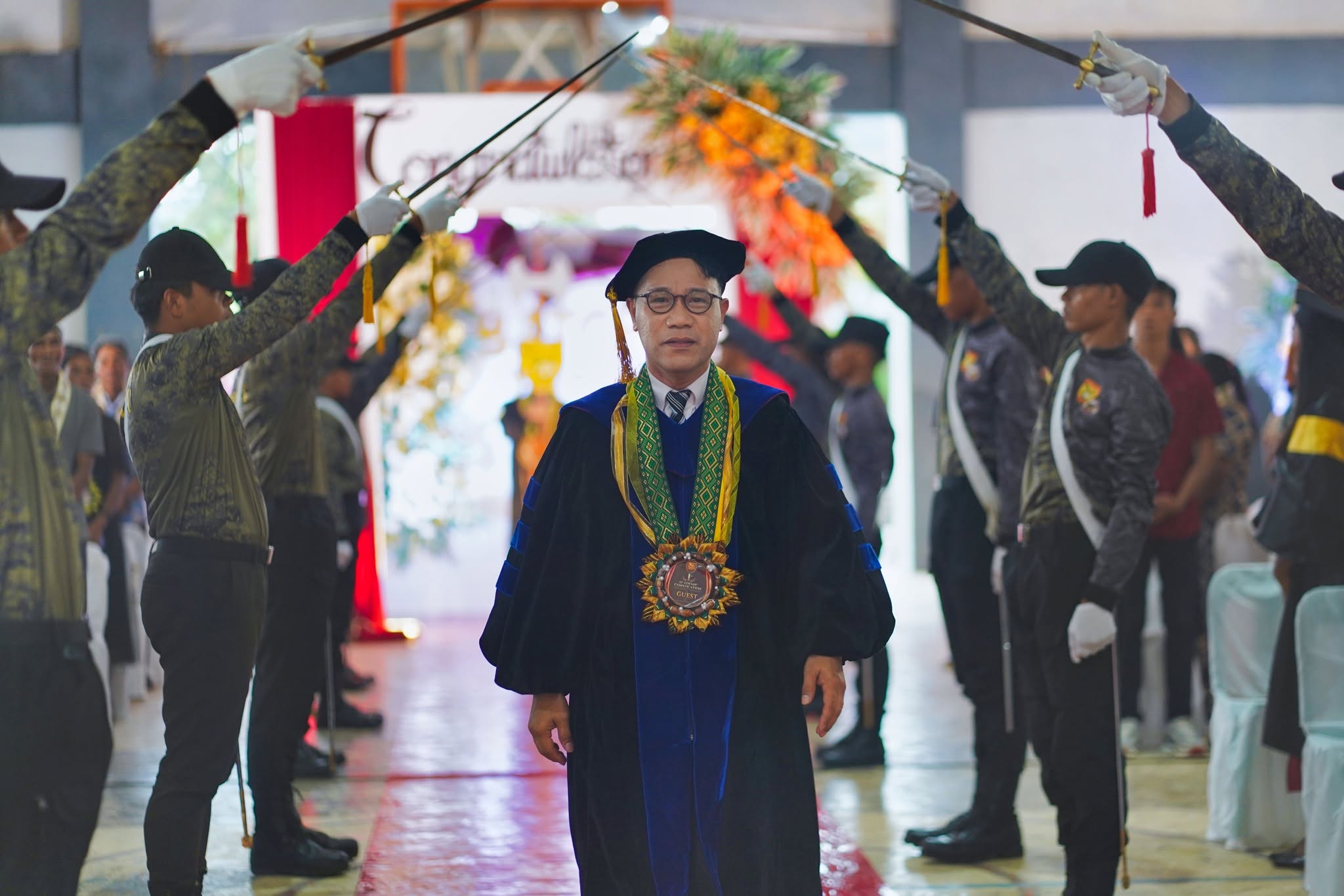 GRAD-AT-CALAYAN-PHOTOSET photo 39